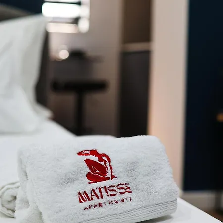 Matisse No19 - With Parking Tirana